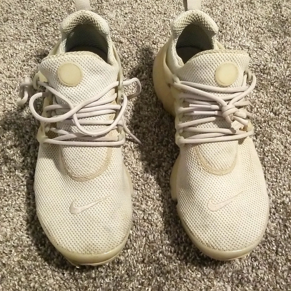 Mens Nike size 9